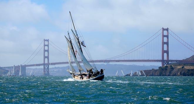 Sailing in San Francisco ©  SW